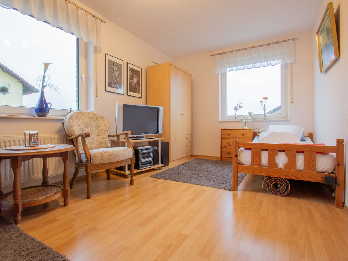 Schlafzimmer 2