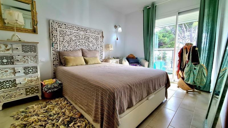 Schlafzimmer 1