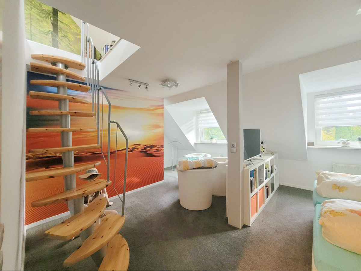 Schlafzimmer mit Ankleide
